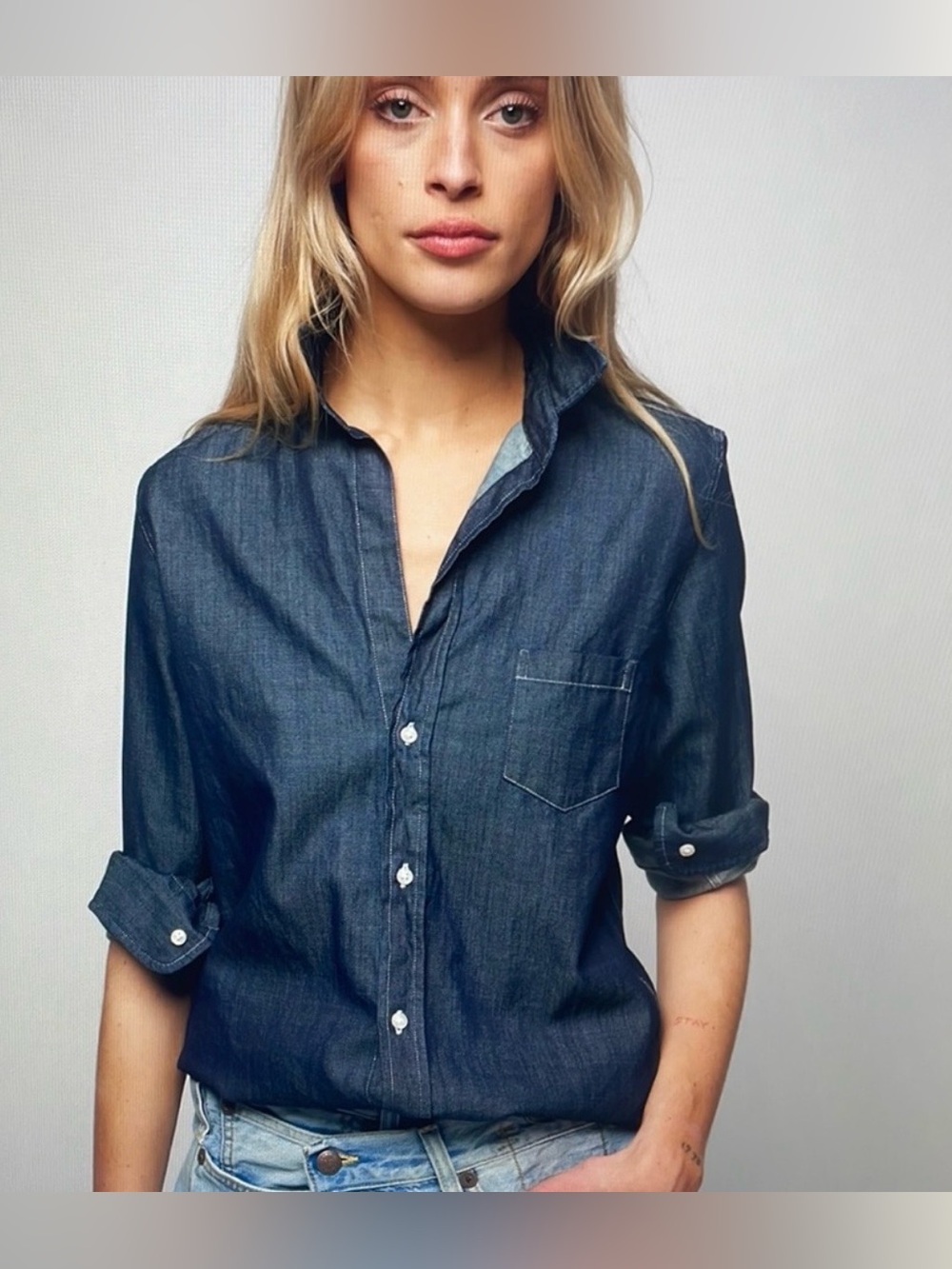 Frank & Eileen Barry Famous Denim Chambray Button Up Shirt Women's Medium Raw